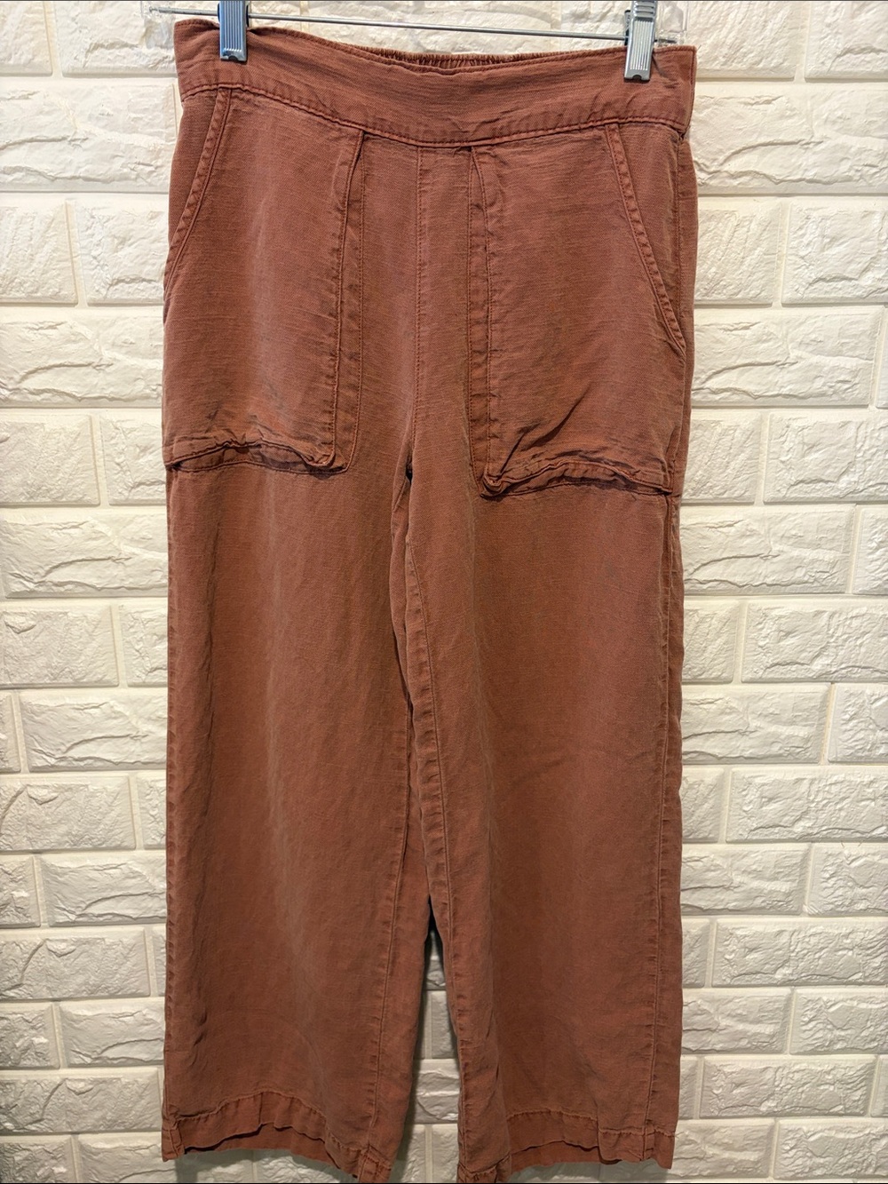 Cynthia Rowley Cropped Cargo Pants in Rust